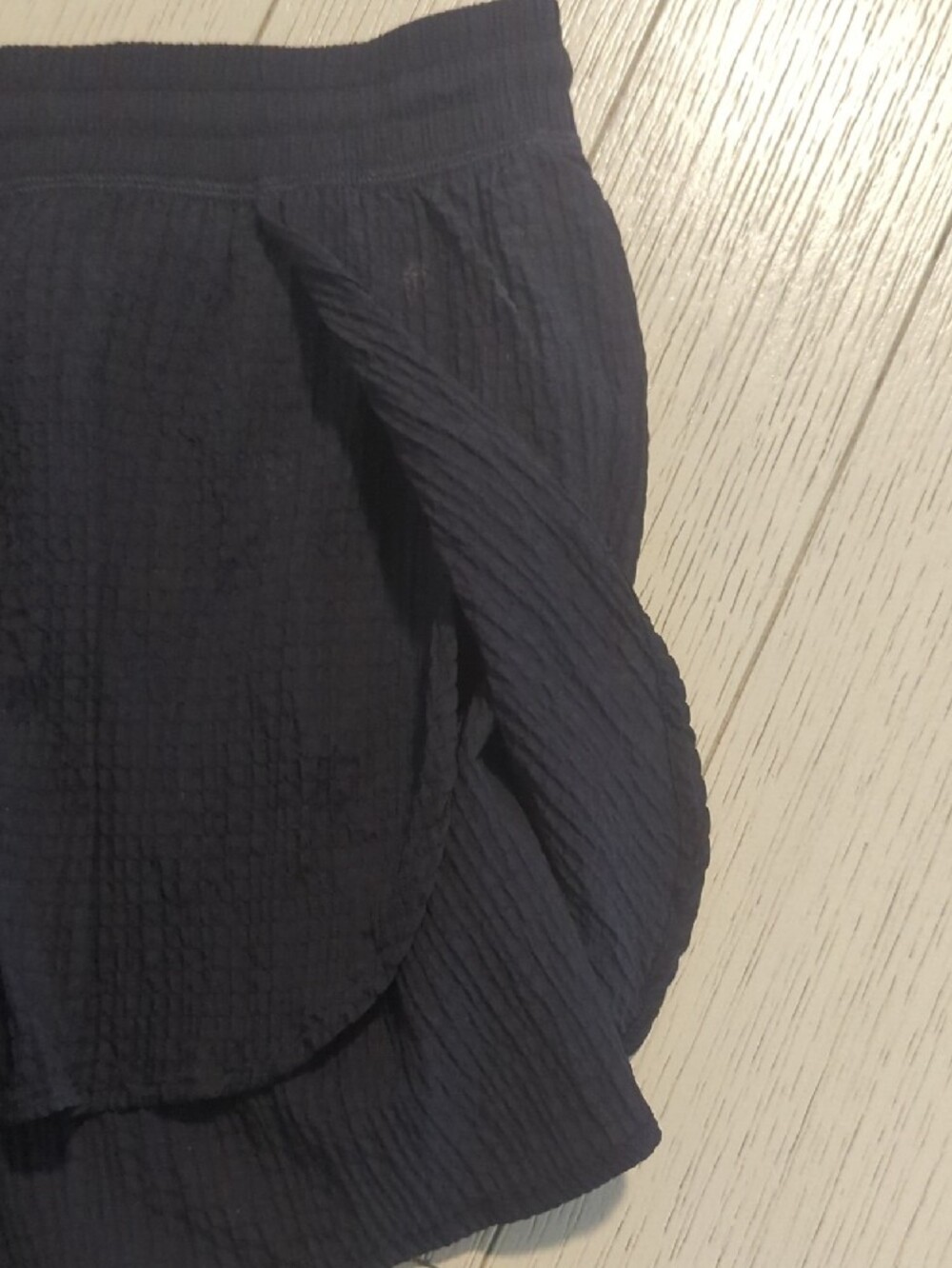 Lululemon Split Textured Run Short 2.5 - Picture 4 of 5